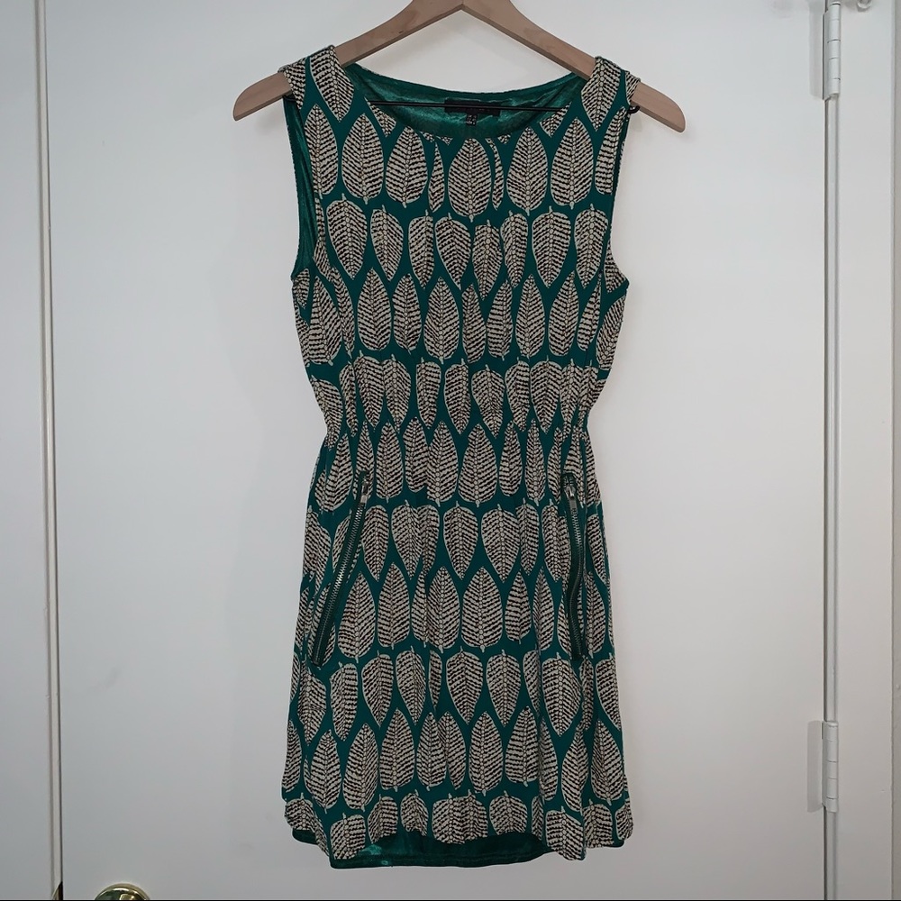 Tenki Dress - Picture 2 of 9